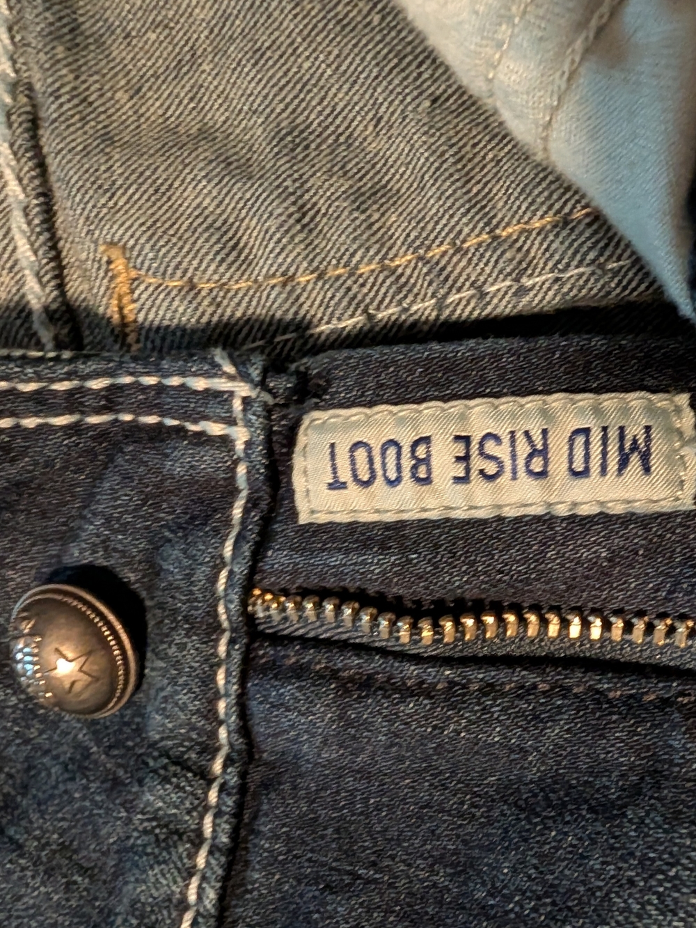 Ariat Dark Blue Bootcut Jeans with Contrast Stitching - Picture 4 of 8
